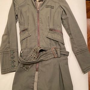 Review jacket w belt